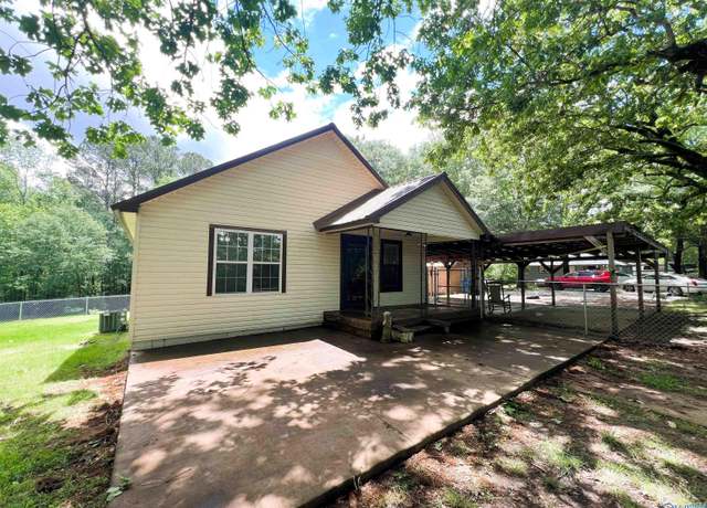 Property at 250 Foothill Rd, Piedmont, AL 36272, 2 beds, 1 bath