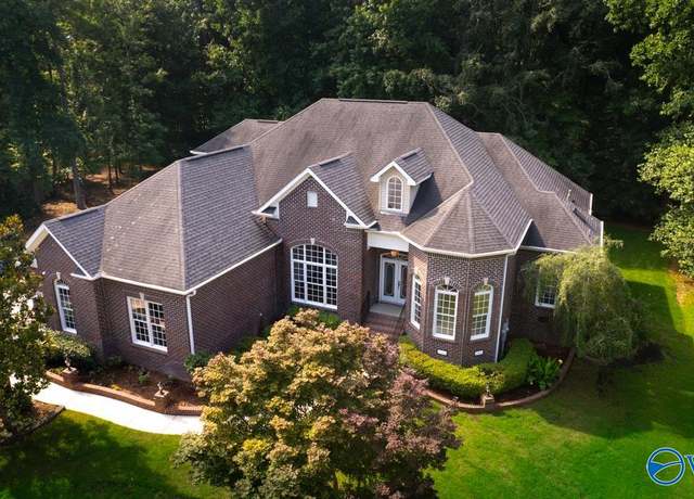 Property at 118 Conservancy Dr, Madison, AL 35758, 5 beds, 3.5 baths