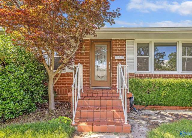Property at 1709 Sandlin Ave SE, Huntsville, AL 35801, 3 beds, 2 baths