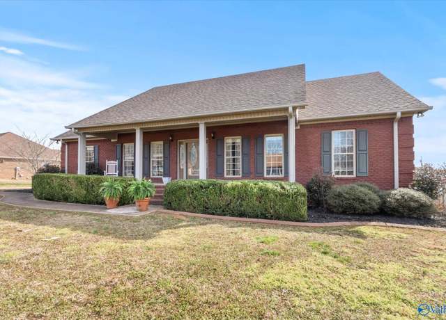 Property at 23622 W Clearmont Dr, Elkmont, AL 35620, 3 beds, 2 baths