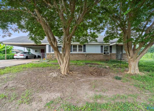 Property at 22835 New Garden Rd, Elkmont, AL 35620, 3 beds, 1 bath