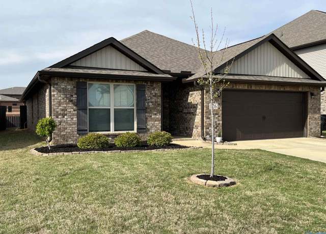 Property at 126 Sage Oak Dr, Decatur, AL 35603, 4 beds, 3 baths