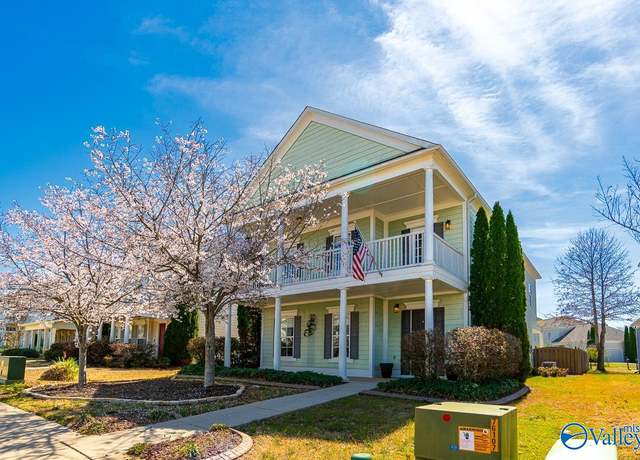 Property at 6 Tall Oak Blvd SW, Huntsville, AL 35824, 3 beds, 2.5 baths
