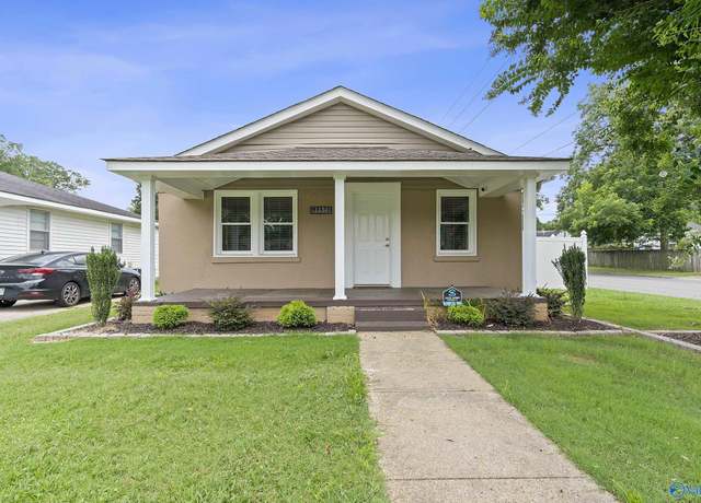 Property at 1130 9th Ave, Decatur, AL 35601, 2 beds, 2 baths