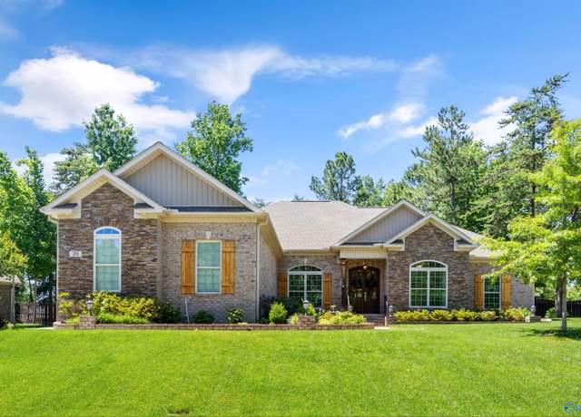 Property at 20 Natures Ridge Way SE, Huntsville, AL 35803, 4 beds, 3.5 baths