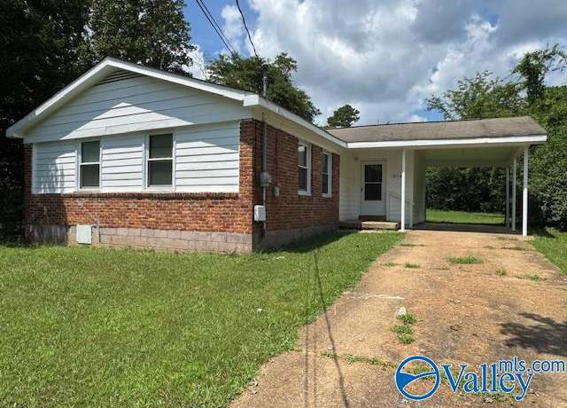 Property at 2514 Jeri St NW, Huntsville, AL 35810, 3 beds, 1.5 baths