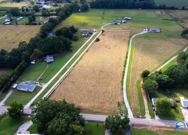 Property at 178 Bolden Hughey Rd, Hazel Green, AL 35750