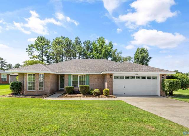 Property at 170 Jarrett Ln, Madison, AL 35758, 3 beds, 2 baths