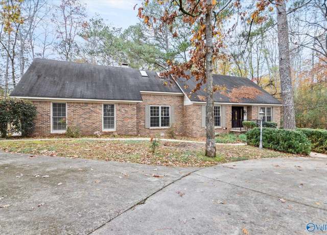 Property at 1751 Rice Rd, Hartselle, AL 35640, 3 beds, 3 baths