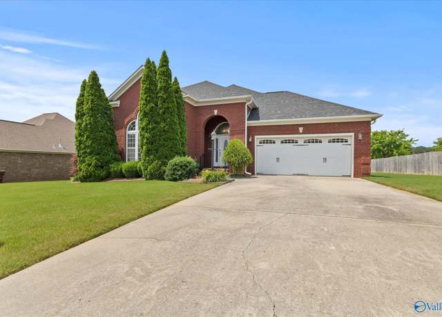 Property at 25755 Iron Gate Dr, Madison, AL 35756, 3 beds, 2 baths