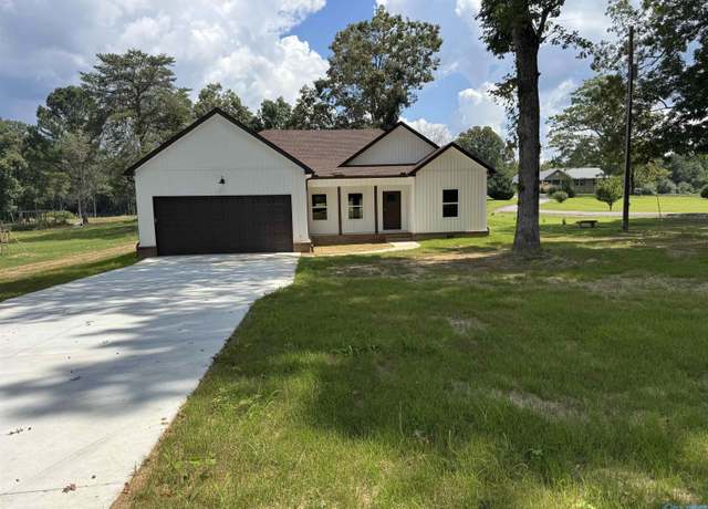 Property at 545 County Road 25, Scottsboro, AL 35768, 3 beds, 2 baths