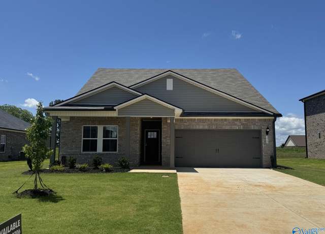 Property at 326 Pone St, Toney, AL 35773, 4 beds, 3 baths