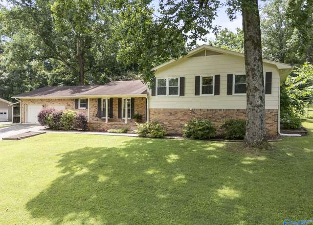 Property at 218 Beaver Run Dr, Madison, AL 35758, 4 beds, 3 baths
