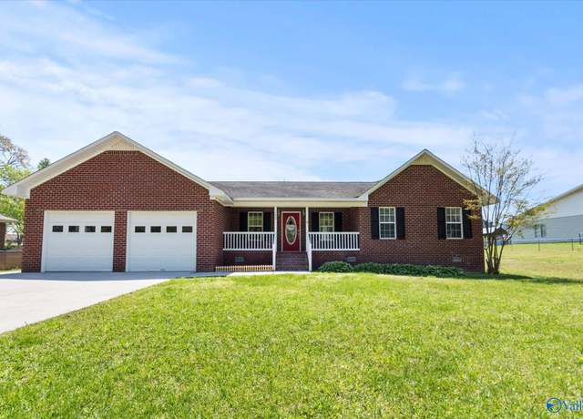 Property at 1009 Bruce Rd, Boaz, AL 35957, 3 beds, 2 baths