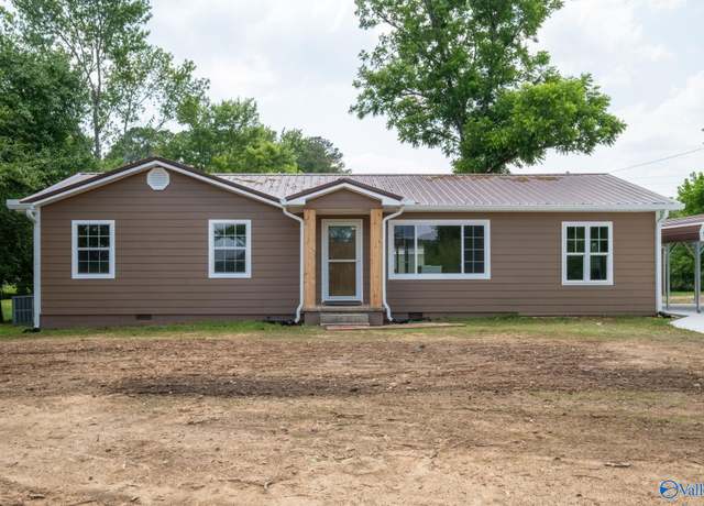 Property at 2221 Old Union Rd, Grant, AL 35747, 4 beds, 2 baths