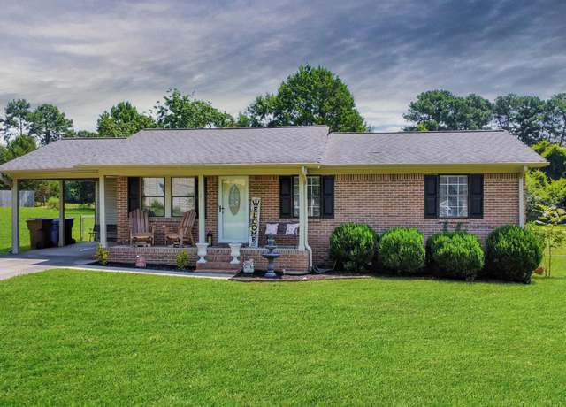 Property at 1620 Peach Orchard Rd NW, Hartselle, AL 35640, 3 beds, 1 bath