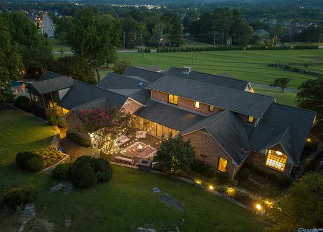 Property at 211 Brooks Cir, Brownsboro, AL 35741, 6 beds, 5 baths