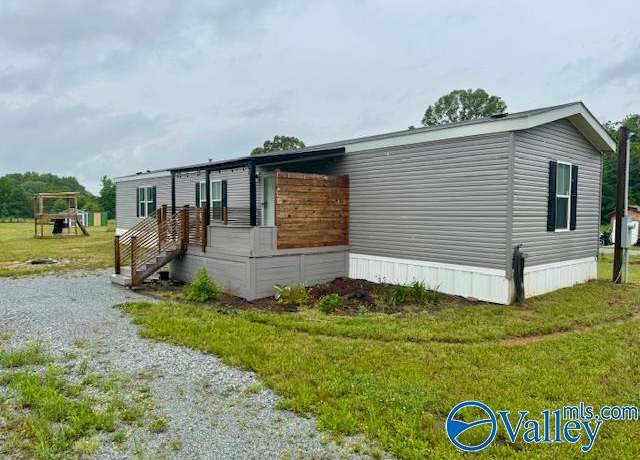 Property at 22722 New Garden Rd, Elkmont, AL 35620, 3 beds, 2 baths