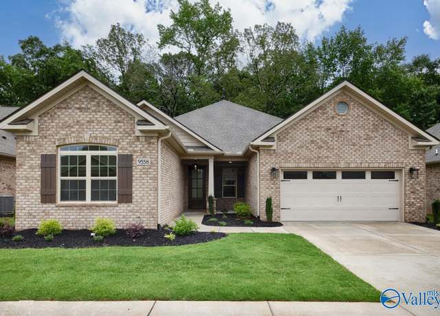Property at 9558 Abington Cove Blvd NW, Madison, AL 35757, 3 beds, 2.5 baths