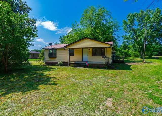 Property at 140 Stewart Rd, Toney, AL 35773, 3 beds, 2 baths