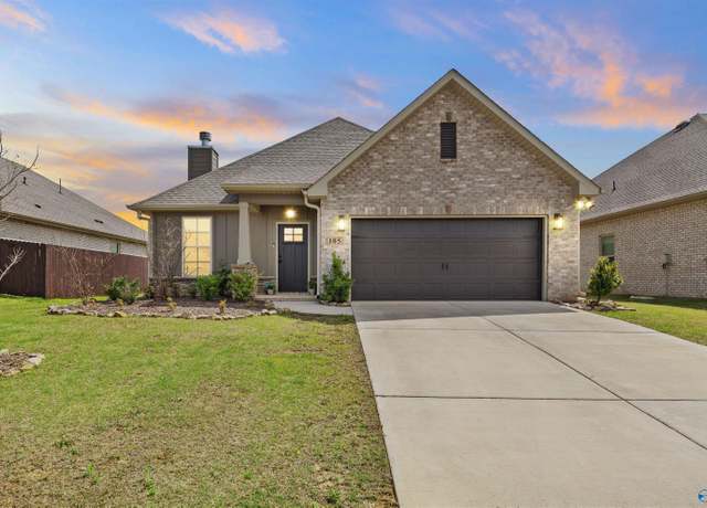Property at 105 Kinslee Leann Ct, Meridianville, AL 35759, 4 beds, 2.5 baths