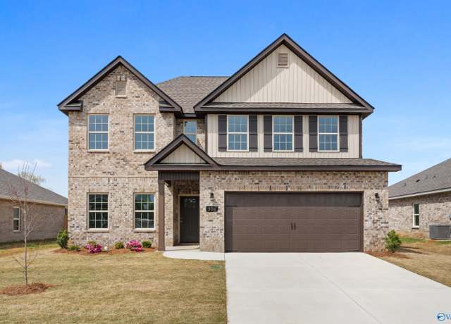 Property at 304 Cherokee Glen Ave, Toney, AL 35773, 4 beds, 3 baths