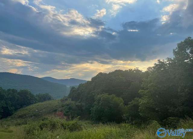 Property at 35 Watson Grande Way SE, Owens Cross Roads, AL 35763