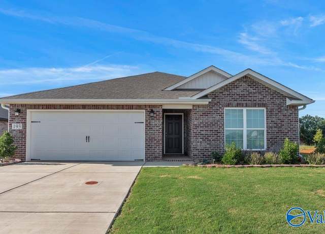 Property at 193 Cherry Laurel Dr, Hazel Green, AL 35750, 3 beds, 2 baths