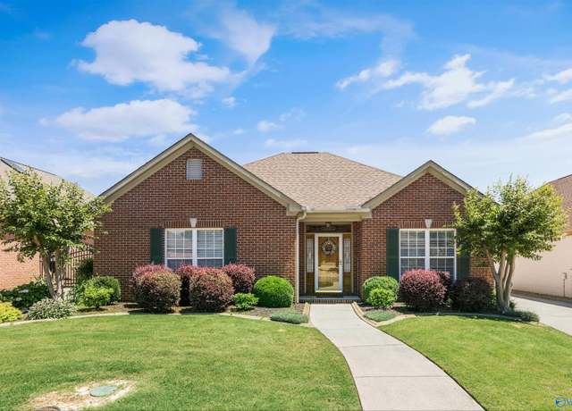 Property at 3105 Waterman Dr SE, Owens Cross Roads, AL 35763, 3 beds, 2.5 baths