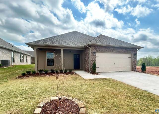 Property at 15640 Bees St NW, Harvest, AL 35749, 4 beds, 2 baths