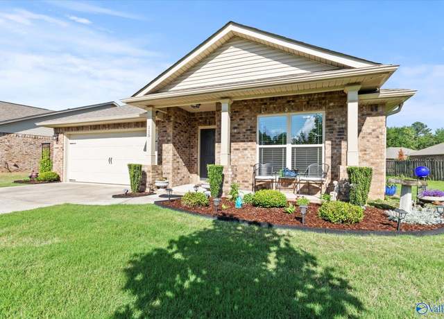Property at 115 Summer Pointe Ln, Madison, AL 35757, 3 beds, 2 baths