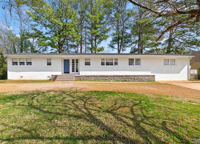 Property at 8009 Whitesburg Dr SE, Huntsville, AL 35802, 4 beds, 2 baths