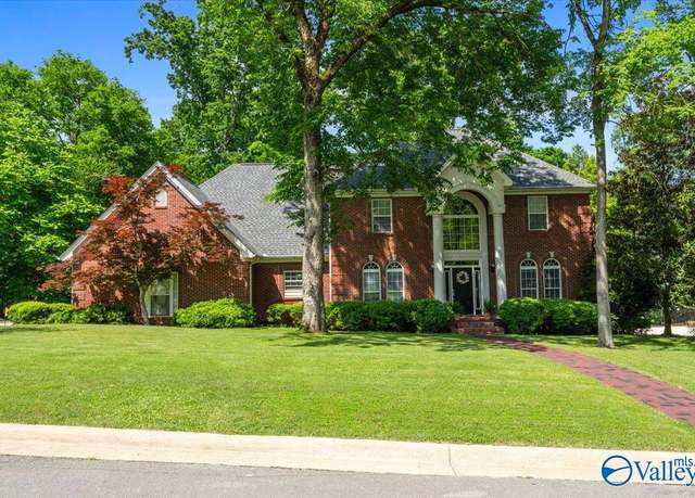 Property at 144 Doubletree Ln, Florence, AL 35634, 4 beds, 3.5 baths