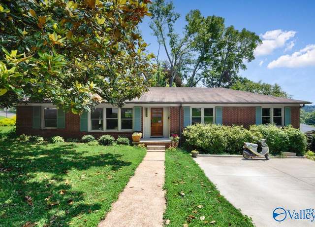 Property at 1714 SE Hermitage Ave SE, Huntsville, AL 35801, 3 beds, 3 baths