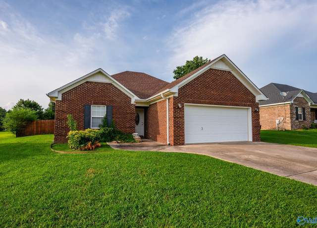 Property at 27526 North Wales Rd, Elkmont, AL 35620, 3 beds, 2 baths