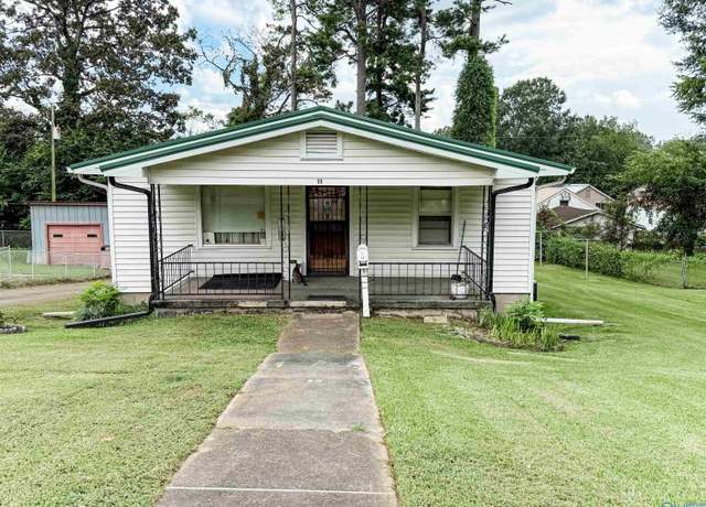 Property at 11 W Tuscaloosa Ave, Gadsden, AL 35904, 3 beds, 2 baths