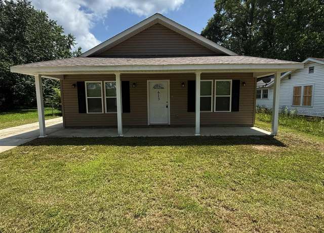 Property at 613 Polk St, Gadsden, AL 35903, 3 beds, 2 baths