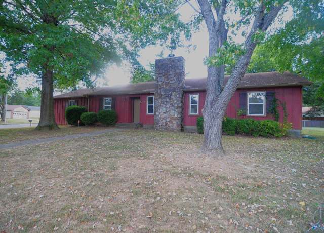 Property at 1029 Shiloh St SE, Huntsville, AL 35803, 3 beds, 2 baths