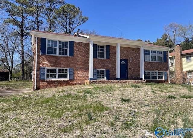 Property at 3702 Bragg St NW, Huntsville, AL 35810, 5 beds, 3 baths