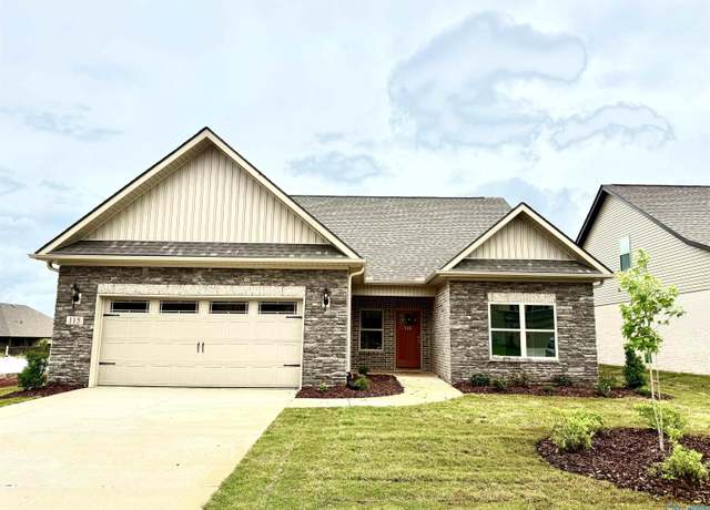 Property at 115 Ranna Dr, Huntsville, AL 35811, 4 beds, 3 baths