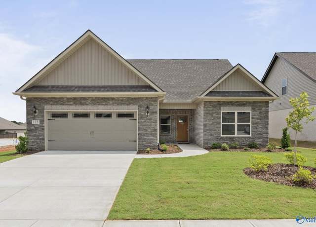 Property at 115 Ranna Dr, Huntsville, AL 35811, 4 beds, 3 baths