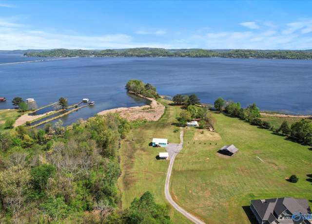 Property at 241 Bennett Private Dr, Guntersville, AL 35976, 2 beds, 2 baths