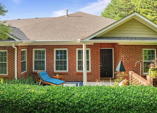 Property at 84 SE Valley Way Cir SE #42, Huntsville, AL 35802, 3 beds, 2 baths
