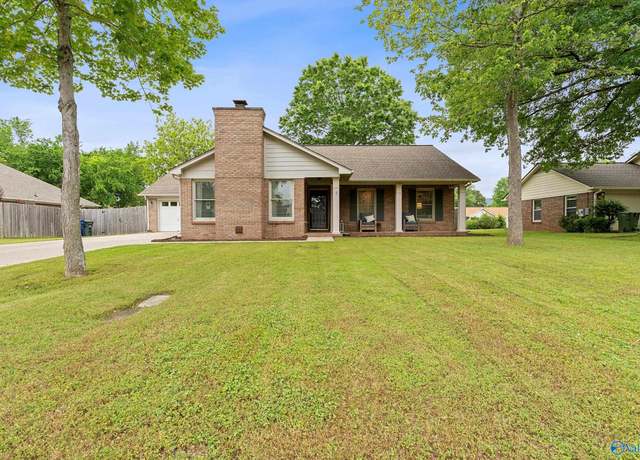Property at 1097 Lyngate Dr SE, Huntsville, AL 35803, 3 beds, 2 baths