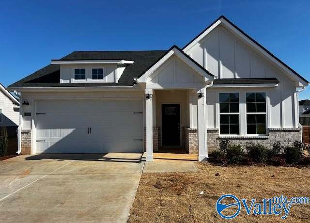 Property at 12626 Dale Rd, Athens, AL 35613, 4 beds, 2 baths