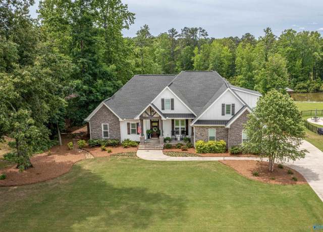 Property at 110 Heron Dr SE, Gadsden, AL 35901, 4 beds, 3.5 baths