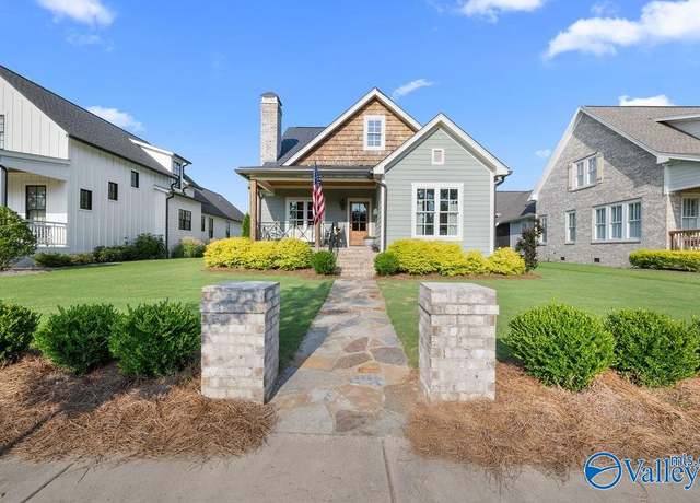Property at 545 Copper Leaf Walk, Gadsden, AL 35901, 5 beds, 3.5 baths