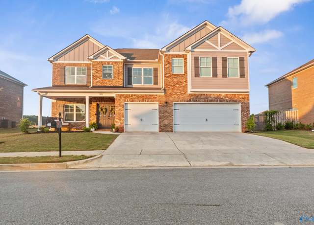 Property at 7571 Addison Dr NW, Huntsville, AL 35806, 5 beds, 4.5 baths