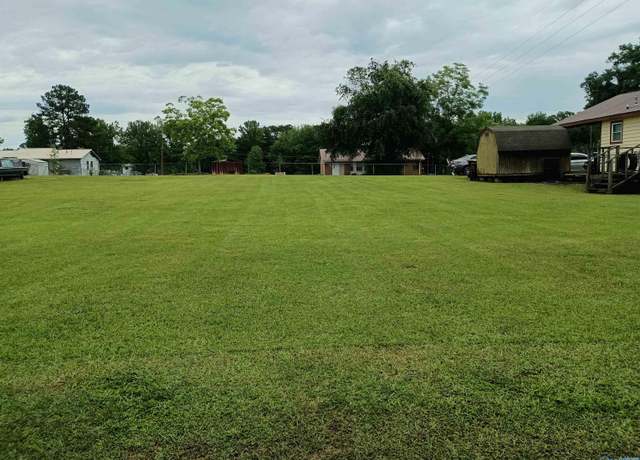 Property at 807 Pine St, Talladega, AL 35160