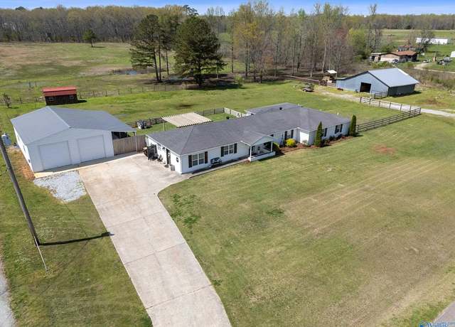 Property at 16869 Shaw Rd, Athens, AL 35611, 4 beds, 3 baths